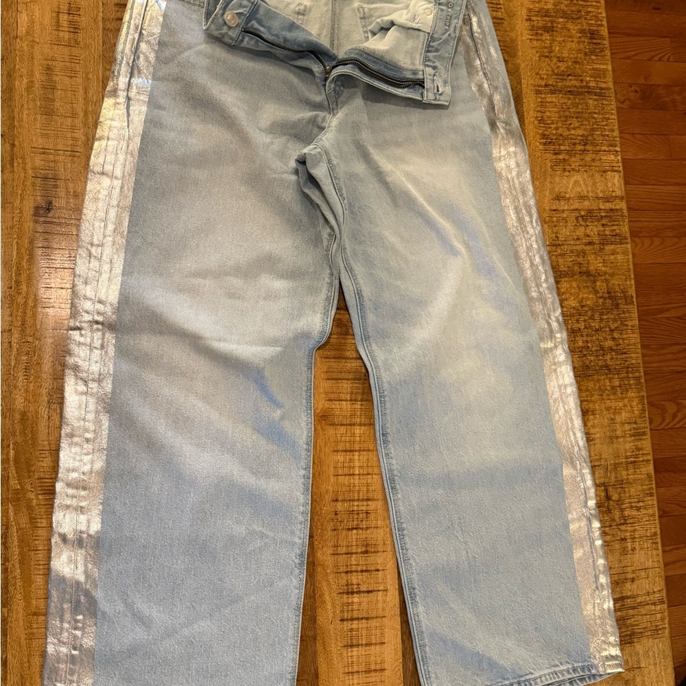 American Eagle Outfitters Boot Cut Blue and Silver Jeans